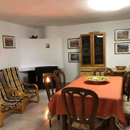 아파트 Casa Elenamatteo